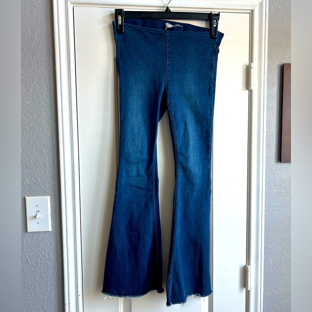 FP demin flare pull pants